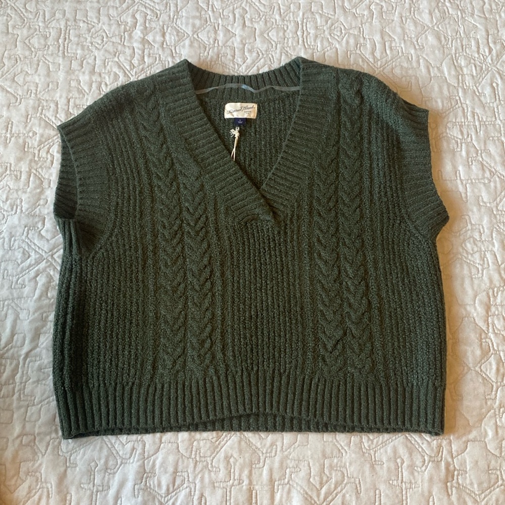 Sweater Vest